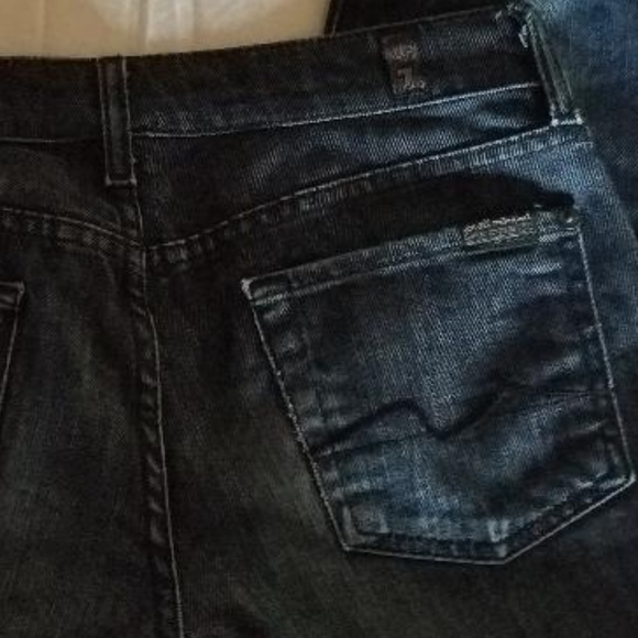 7 FOR ALL MANKIND SKULL DETAIL CROP/CAPRI JEANS 26 - Picture 8 of 8